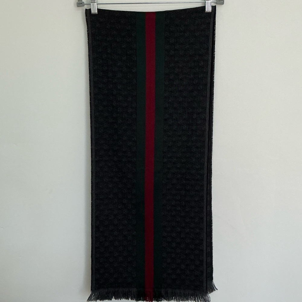 Gucci Black Wool Logo Scarf with Green Red Stripe Wool Blend Scarf - Picture 5 of 9